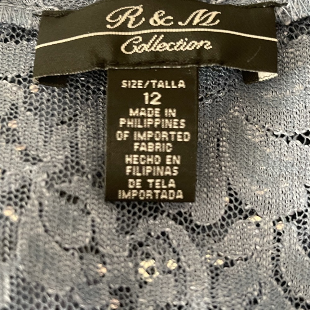 Beautiful women’s dress, size 12 - Picture 10 of 11